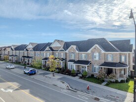 135 Remembrance Rd in Brampton, ON - Building Photo