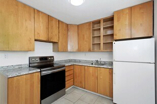 5148 1st Ave S in St. Petersburg, FL - Building Photo