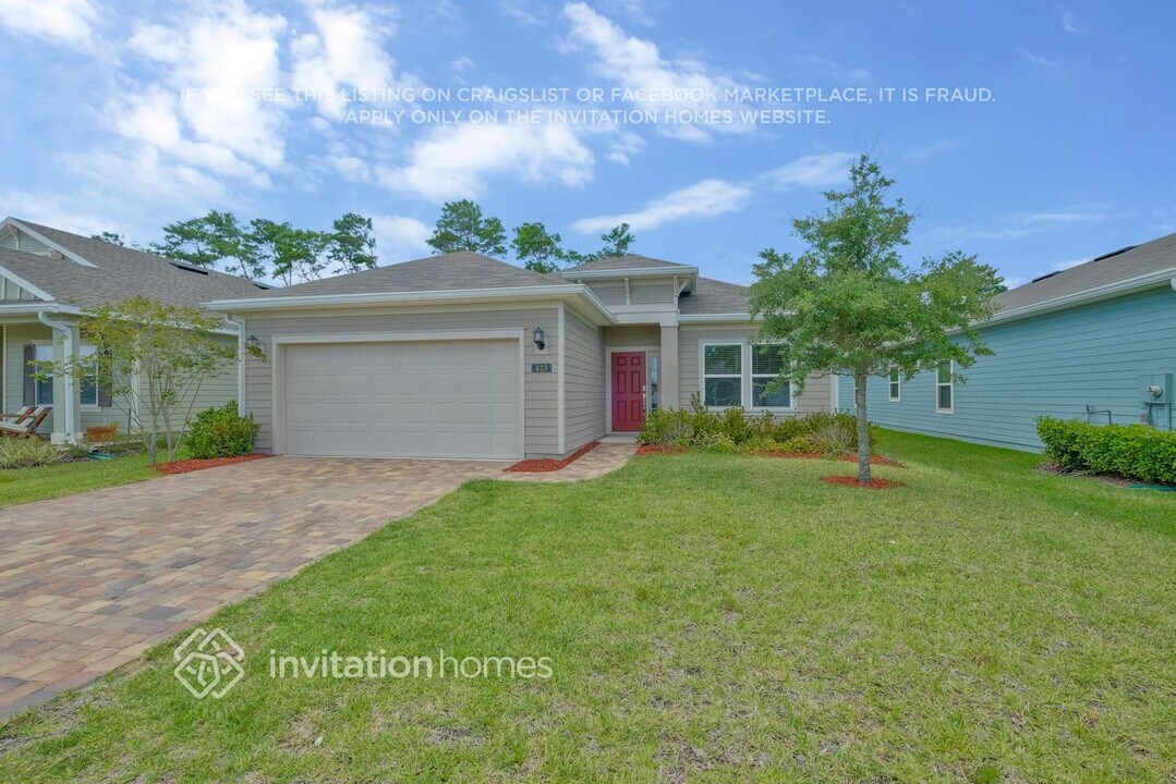 423 Stone Arbor Ln in St. Augustine, FL - Building Photo