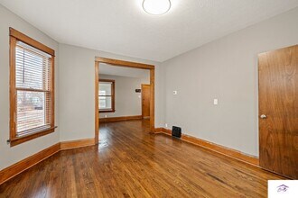 1458 Lothrop St in Omaha, NE - Building Photo - Building Photo