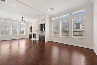 13217 Green Hills Dr in Houston, TX - Building Photo - Building Photo