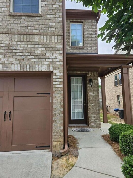 6585 Story Cir in Norcross, GA - Building Photo