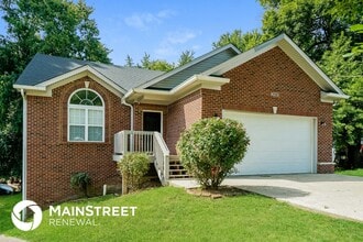 3102 Lemmah Dr in Louisville, KY - Foto de edificio - Building Photo