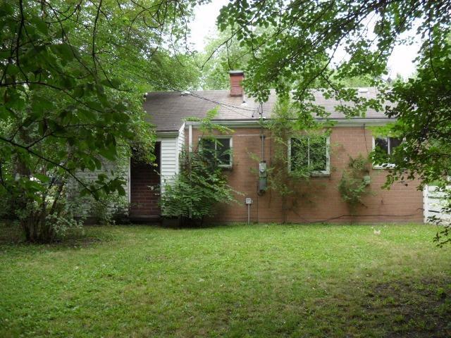 719 Oswego Ave in Ypsilanti, MI - Foto de edificio - Building Photo