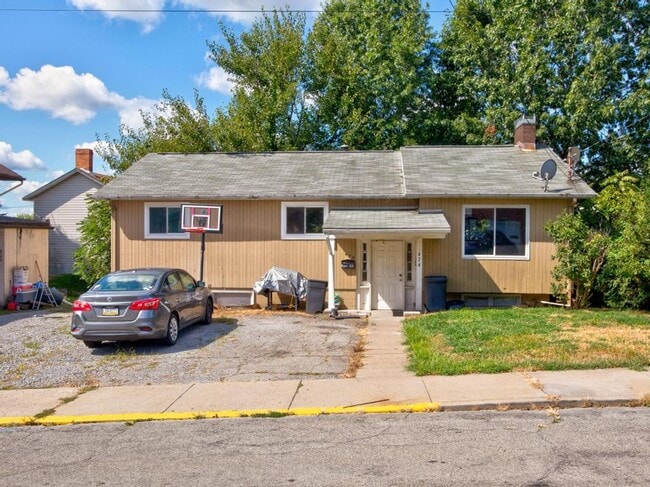 property at 474 Oregon Ave