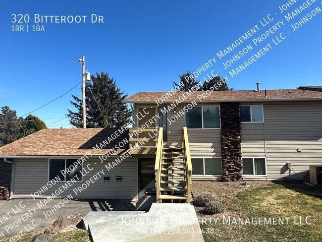 property at 320 Bitteroot Dr