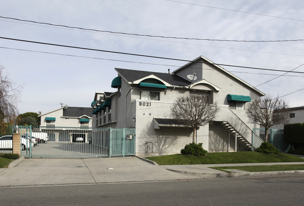 8021 4th St in Buena Park, CA - Building Photo