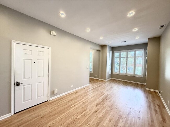property at 1905 W Huron St