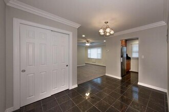 309 Robinson Ave in Patchogue, NY - Building Photo - Building Photo