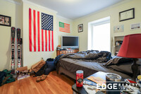 10 Woodmont St, Unit 1 in Boston, MA - Foto de edificio - Building Photo