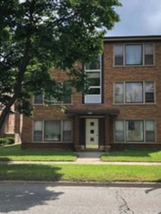 property at 9215 S Pulaski Rd