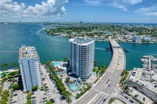 1881 79th Street Cswy, Unit 404 in Miami Beach, FL - Building Photo