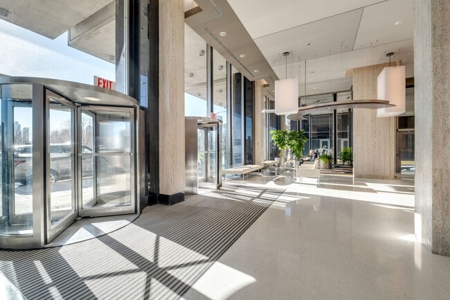 400 E Randolph St in Chicago, IL - Building Photo - Building Photo