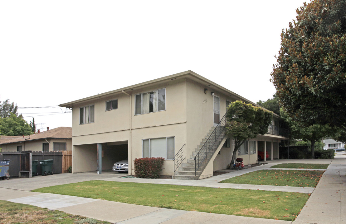 1205 Allerton St in Redwood City, CA - Foto de edificio