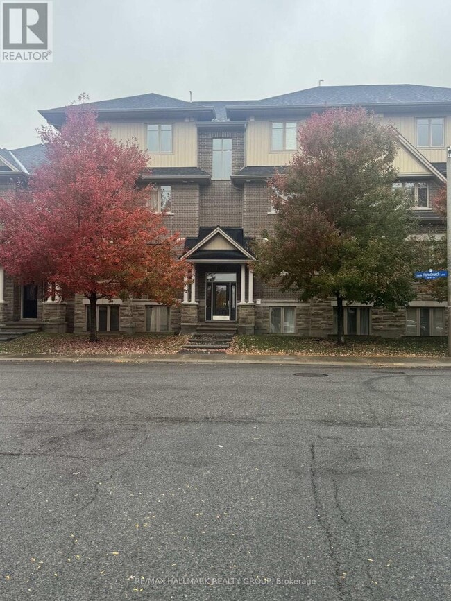 property at 190 Hornchurch Ln