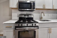 708 N Duncan St photo'