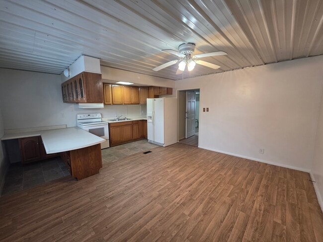 property at 80 SW 1st St