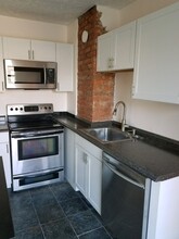 4300 Apple Ave in Cleveland, OH - Foto de edificio - Building Photo