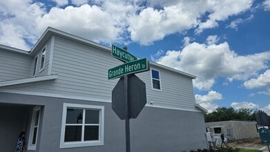 3323 Grande Heron Dr in St. Cloud, FL - Building Photo - Building Photo