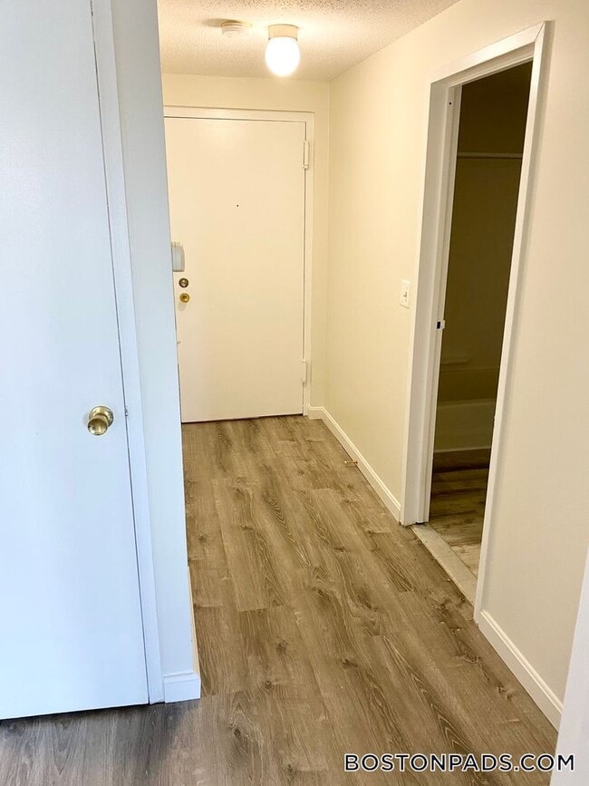 47 Princeton St in Leominster, MA - Building Photo - Building Photo