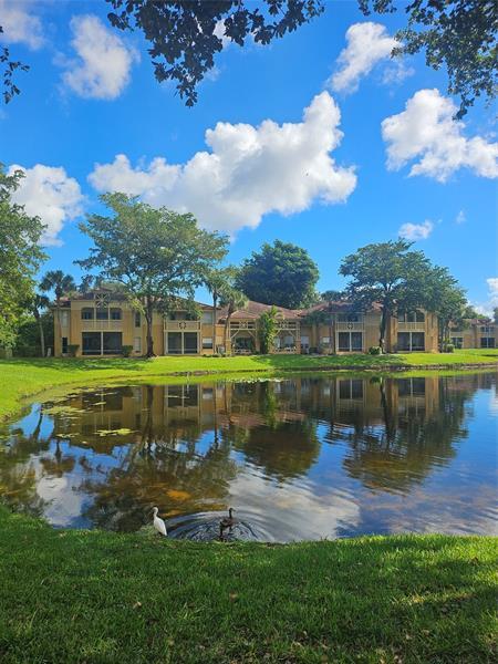 4831 Via Palm Lakes in West Palm Beach, FL - Building Photo - Building Photo