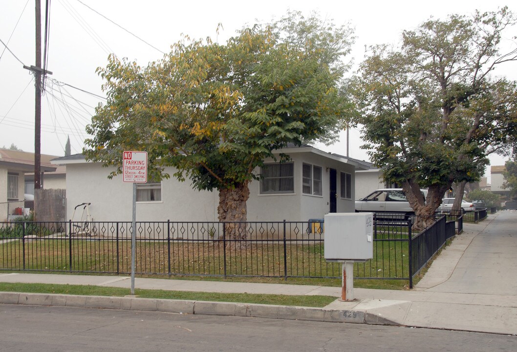 429 Pomelo Ave in Monterey Park, CA - Foto de edificio