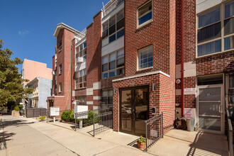 269 8th St in Brooklyn, NY - Building Photo - Building Photo