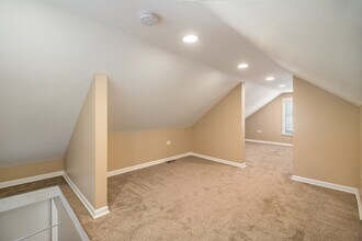 16 W Edward St in Lombard, IL - Building Photo - Building Photo