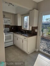 2170 NE 44th St in Lighthouse Point, FL - Building Photo - Building Photo