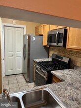 9001 Groffs Mill Dr in Owings Mills, MD - Building Photo - Building Photo