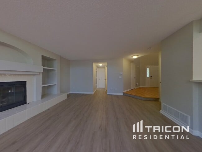 18207 E Baker Pl in Aurora, CO - Building Photo - Building Photo