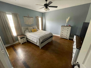 42165 Egret Rd in Ponchatoula, LA - Foto de edificio - Building Photo