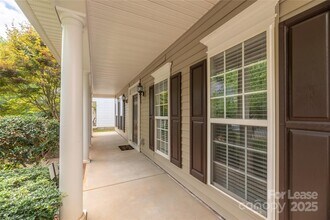 15519 Troubadour Ln in Huntersville, NC - Building Photo - Building Photo