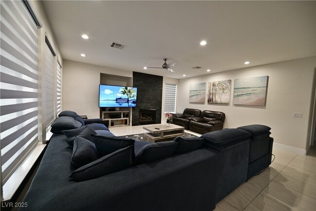 property at 385 Glenridding St