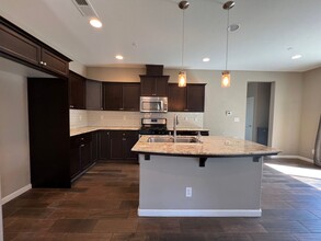 3343 Monterosa Ln in Clovis, CA - Building Photo - Building Photo