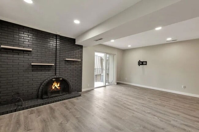 4850 S Highland Cir in Holladay, UT - Building Photo - Building Photo
