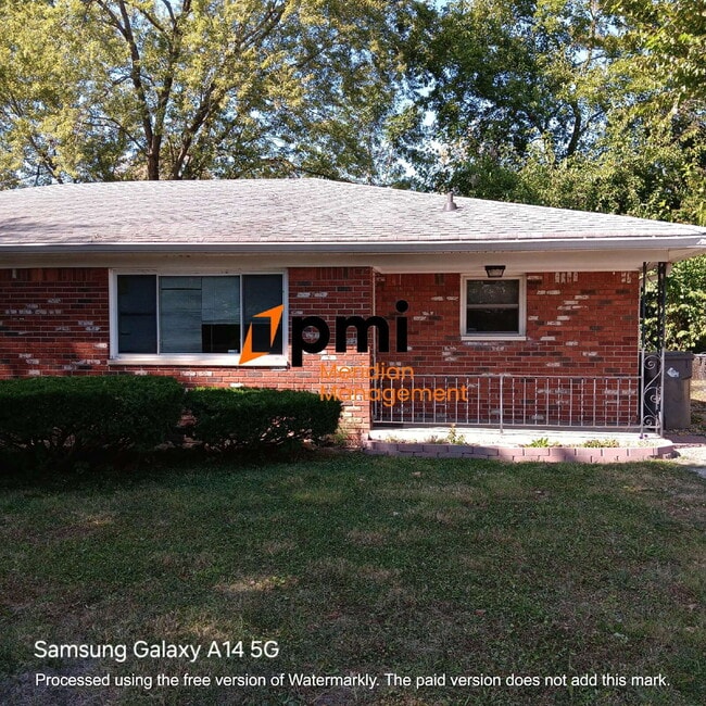 2218 N Edmondson Ave in Indianapolis, IN - Building Photo - Building Photo