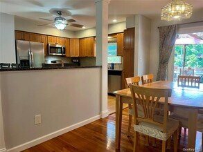 33 Island View Ave in Monroe, NY - Building Photo - Building Photo