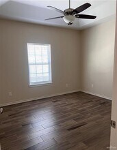 14 Teague Ave in Edinburg, TX - Building Photo - Building Photo