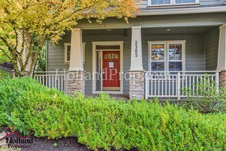 2305 Tannler Dr in West Linn, OR - Building Photo - Building Photo