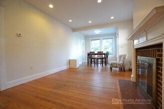 49 Radnor Rd, Unit 1 in Boston, MA - Building Photo - Building Photo