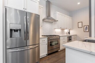 3206 West End Cir-Unit -ID1051700P in Nashville, TN - Building Photo - Building Photo