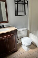 4239 Woodhill Ct in Tallahassee, FL - Building Photo - Building Photo