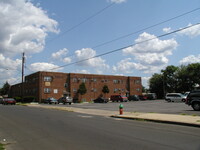 Cottage Court Apartment in Philadelphia, PA - Building Photo - Building Photo