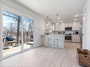 12 Errol Ln in Bella Vista, AR - Building Photo - Building Photo