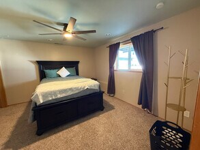 3404 W 46th Ave in Kennewick, WA - Building Photo - Building Photo