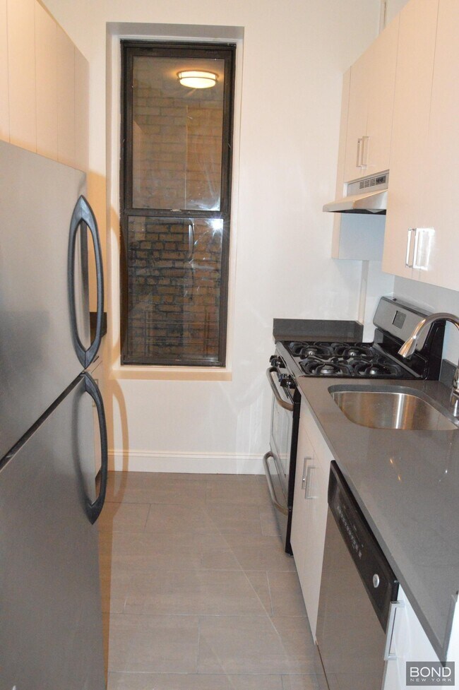 property at 106 E 81st St