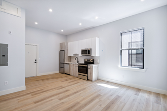 3439 Lancaster Ave in Philadelphia, PA - Building Photo - Building Photo