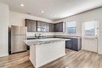 614 Arlington Park Ct in Seagoville, TX - Building Photo - Building Photo