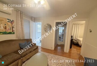 26 Cottage St in New Haven, CT - Building Photo - Building Photo